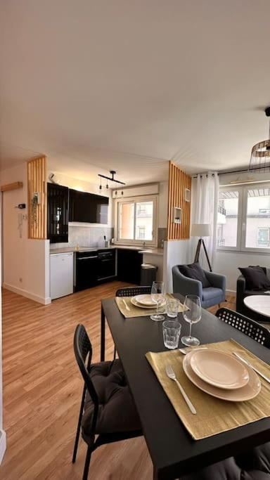 Villeurbanne • T2 Fraternite • Hostisy Экстерьер фото