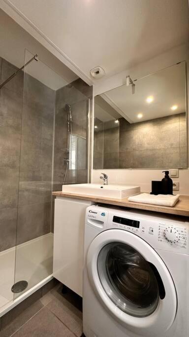 Villeurbanne • T2 Fraternite • Hostisy Экстерьер фото